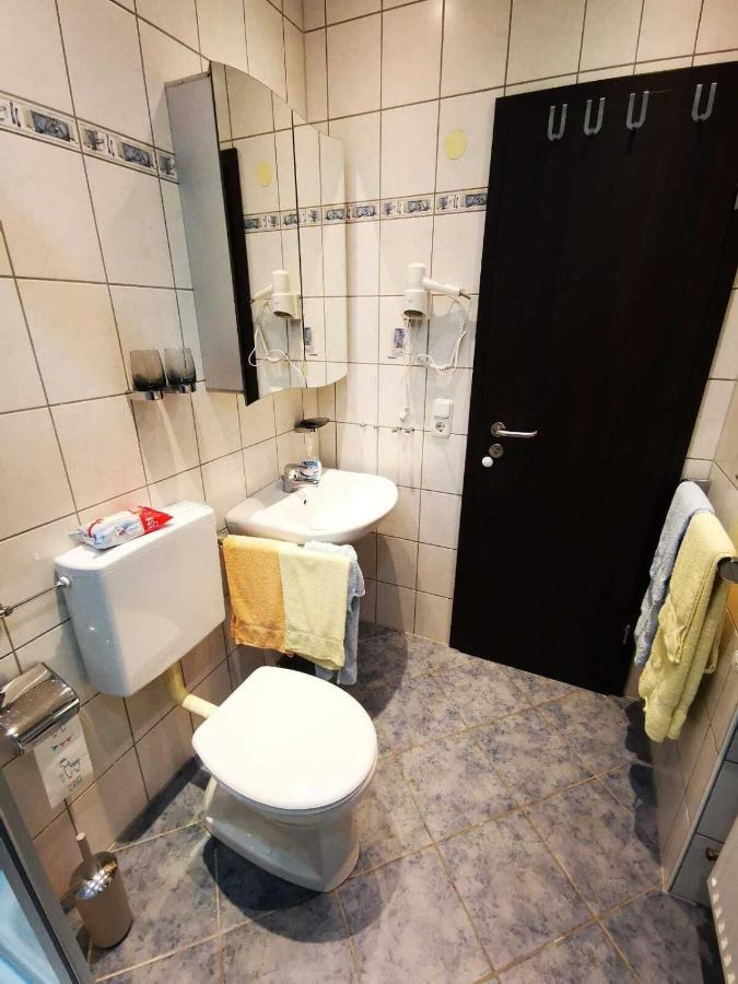Ferienhaus Clarissa Allenbach Экстерьер фото